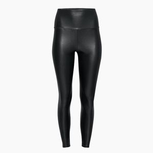 *NEW* Aritzia Daria Leggings